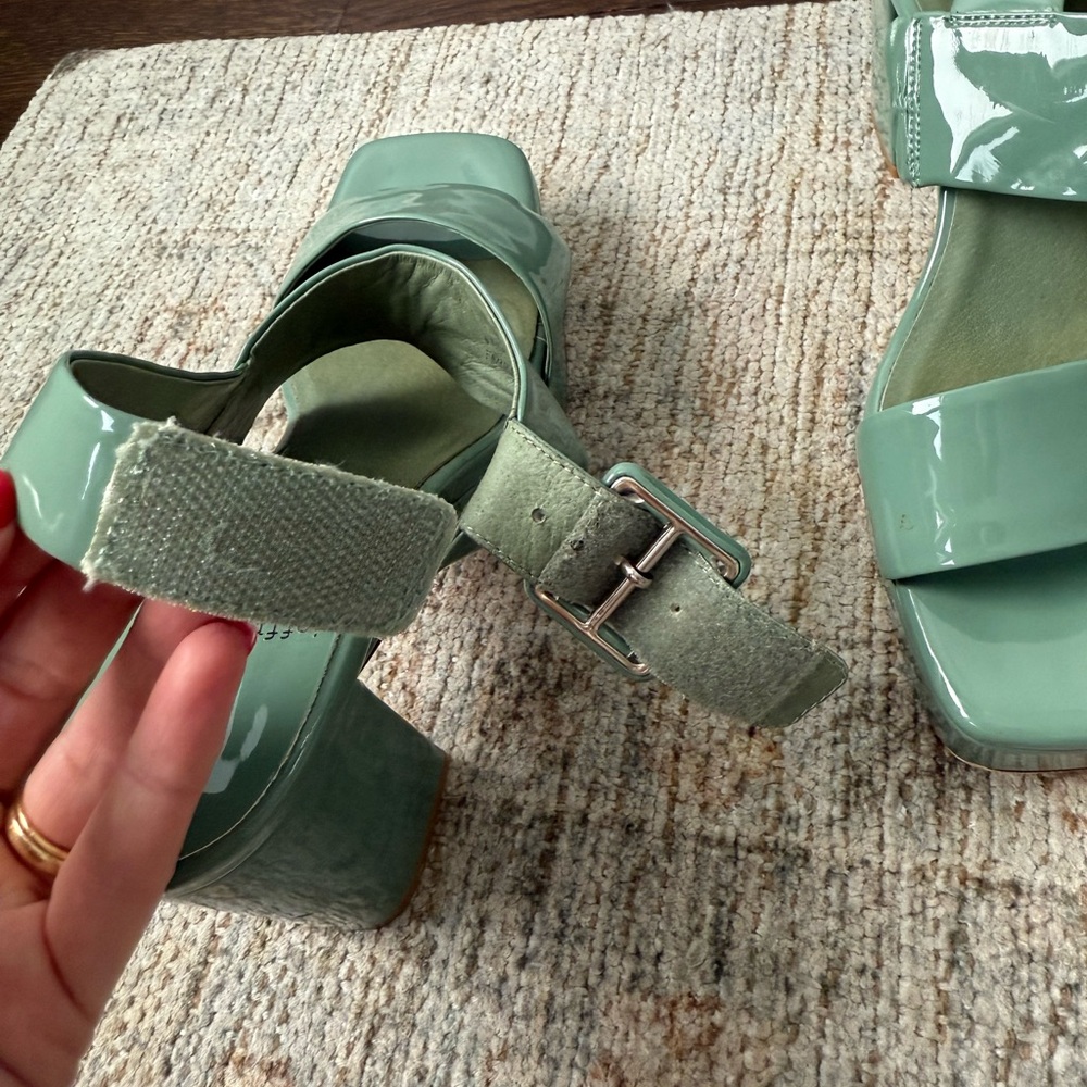 Jeffrey Campbell Green Patent Leather Block Heel Sandals - Picture 5 of 7
